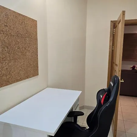 Spacious 4-bedroom With Sea View Apartment