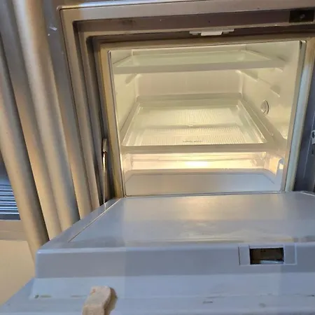 アパート Spacious 4-bedroom With Sea View *