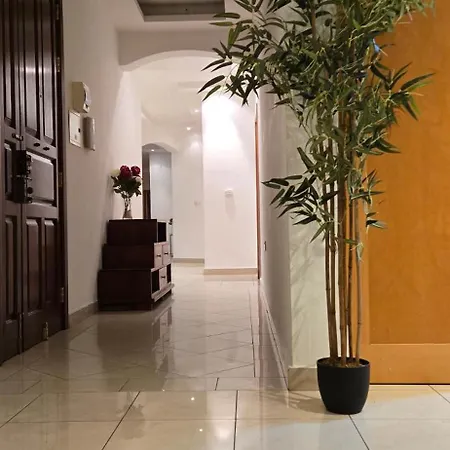 Apartment Spacious 4-bedroom With Sea View Saint Julian's